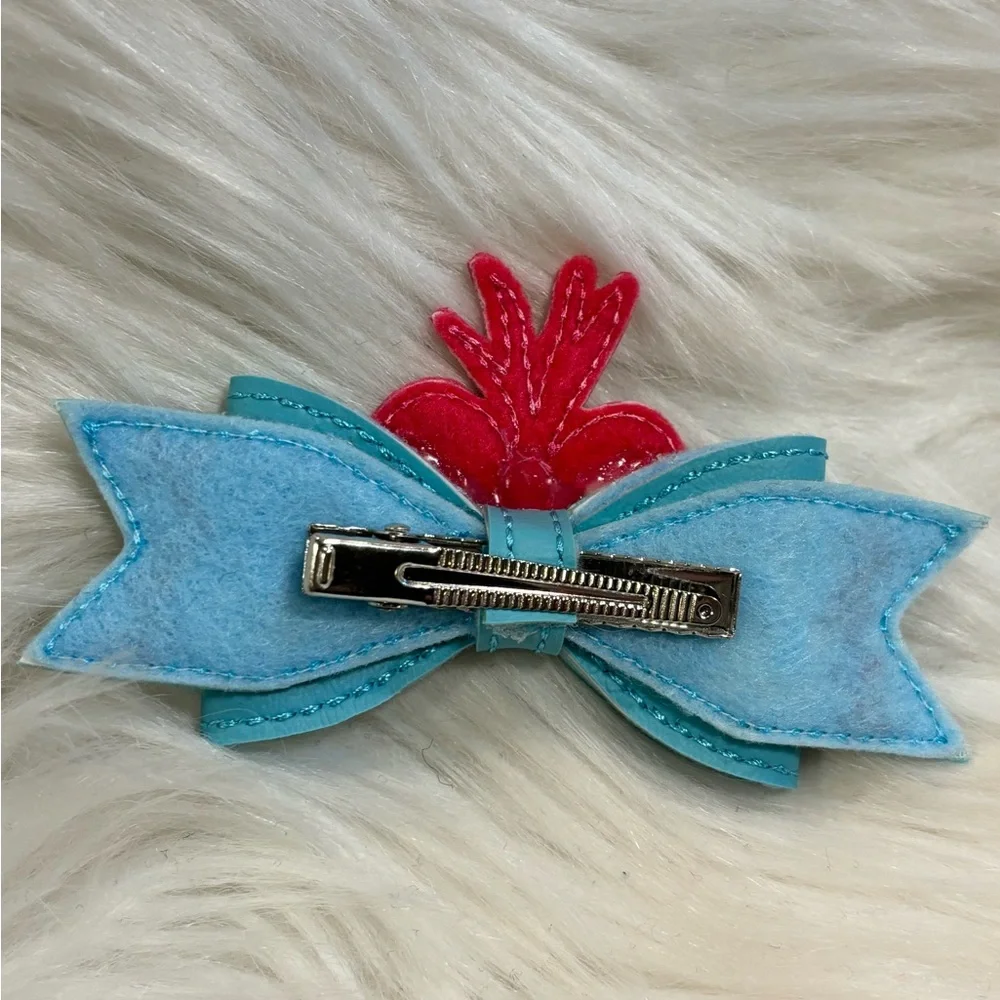 Scrump hair clip